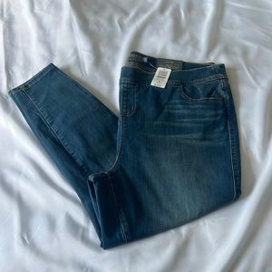 Torrid Pull On Super Skinny Jeans